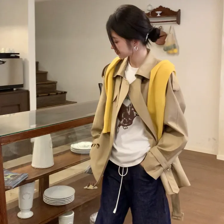韩系巨好看短款风衣女2025早秋新款卡其色小个子收腰短外套英伦风