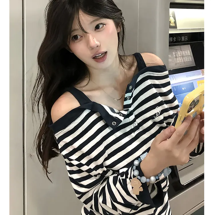 秋季甜辣妹条纹露肩长袖T恤女设计感修身显瘦独特别致漂亮上衣潮