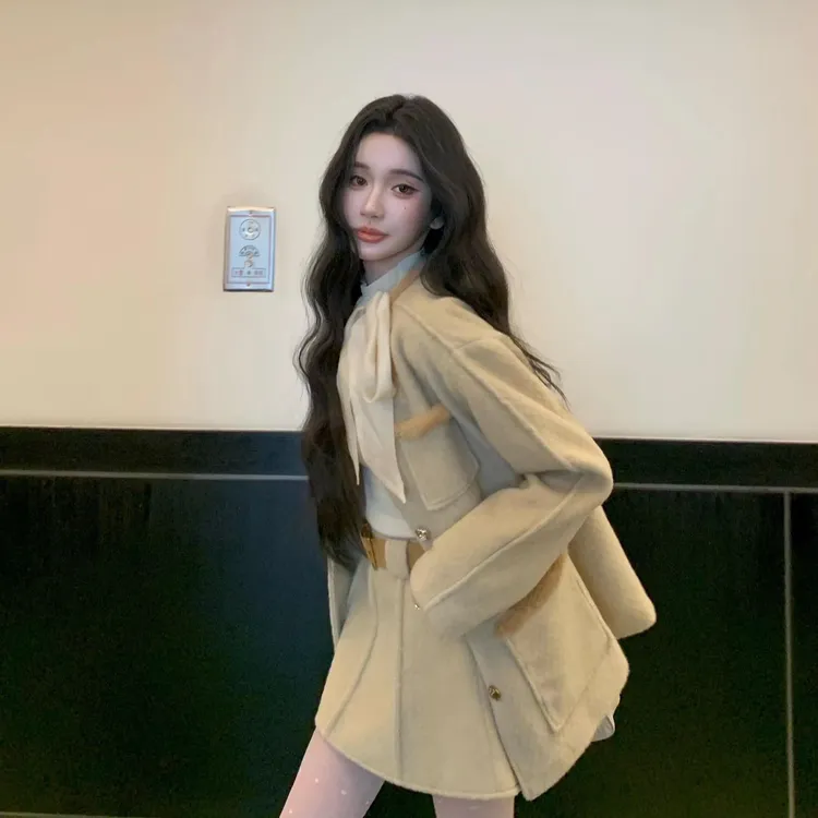 miu系小香风套装女冬季新款法式气质韩版毛呢外套高腰半裙两件套