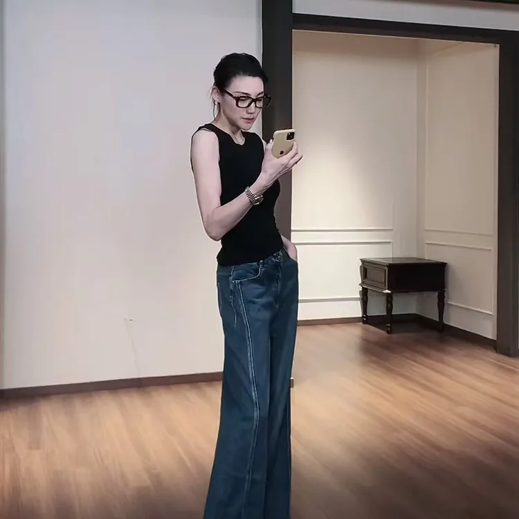 MNFK  牛仔裤 K0681