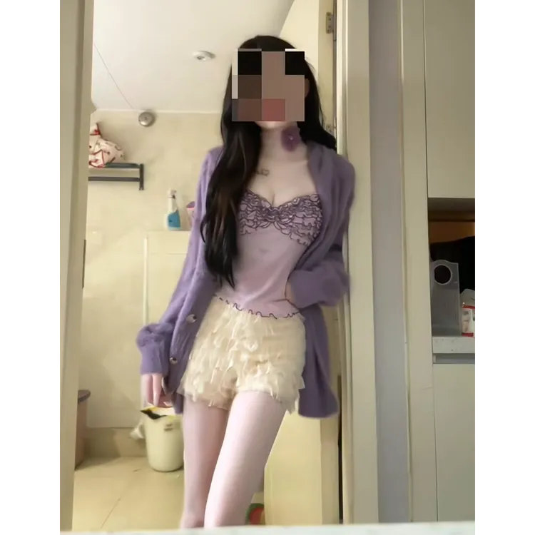 纯欲宽松仿水貂毛连帽芋泥紫毛衣外套藤萝紫花边吊带黄色短裤套装