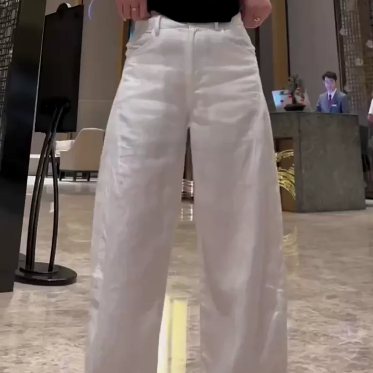 2025夏季新款时尚显瘦气质女士网红洋气裤子百搭款K8395