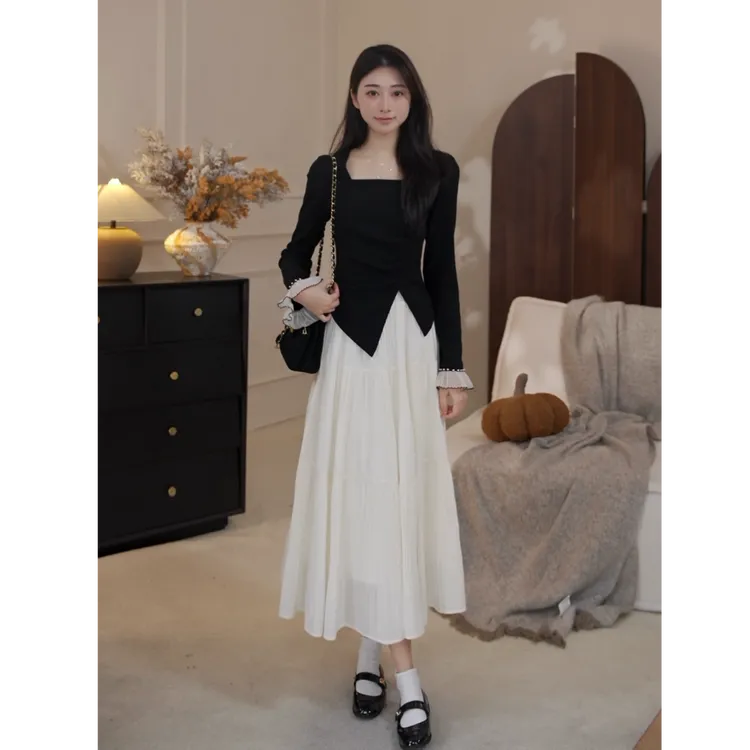 鹿向南「优雅主义」显瘦气质早秋新款方领不规则黑色T恤长袖