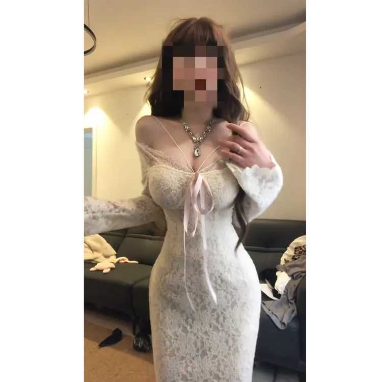 法式纯欲性感加绒蕾丝自带胸垫早秋气质修身收腰显身材鱼尾连衣裙