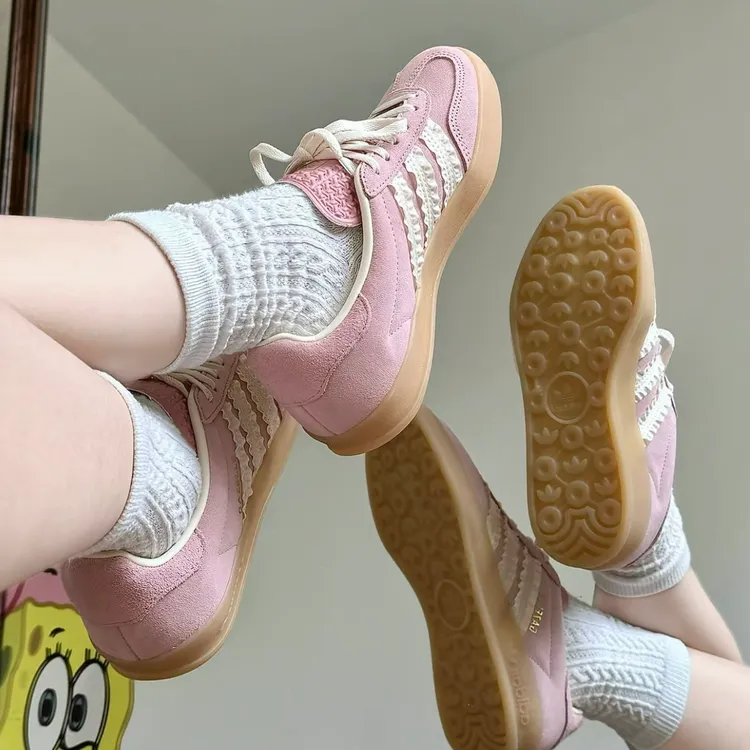 adidas/阿迪达斯三叶草女鞋GAZELLE经典运动德训鞋「T头鞋」JS1413