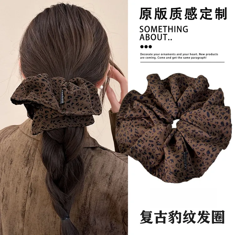 复古洋气豹纹布艺发圈女2025新款温柔个性小众高级感盘发大肠发圈