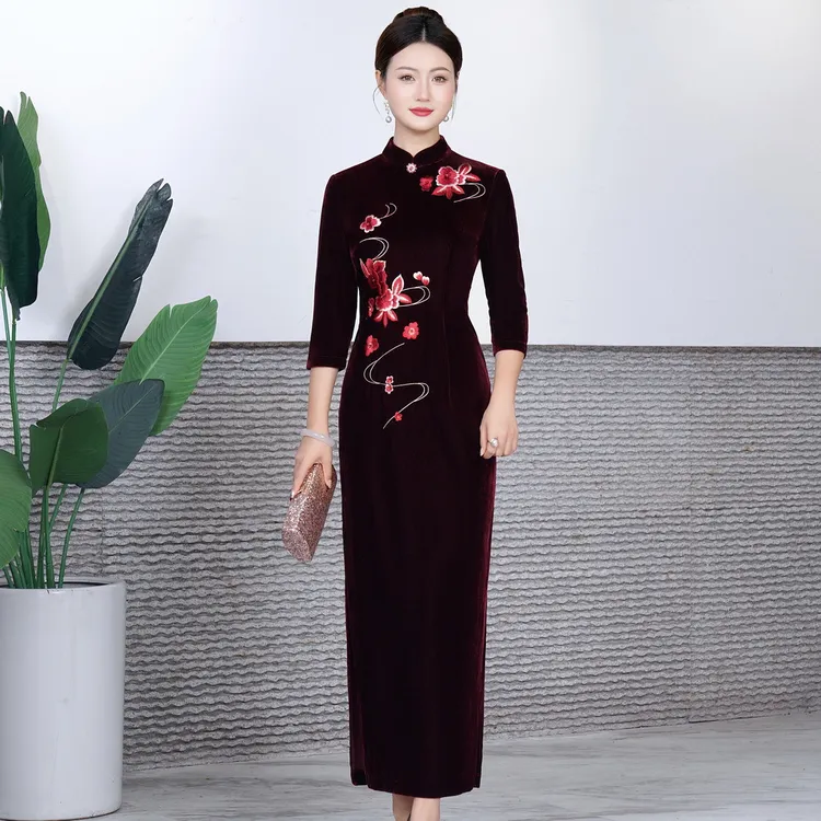 秋冬绣花复古金丝绒旗袍大码喜婆婆高贵气质婚礼长款中国风旗袍