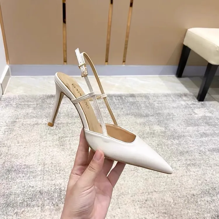 2025春夏季新款尖头一字扣带包头凉鞋女细跟真皮舒适气质白色单鞋