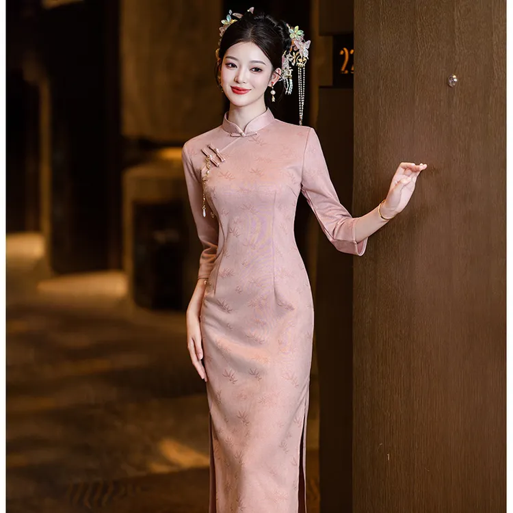 粉色旗袍敬酒服新娘新款新中式结婚日常订婚礼服裙女年轻款高级感