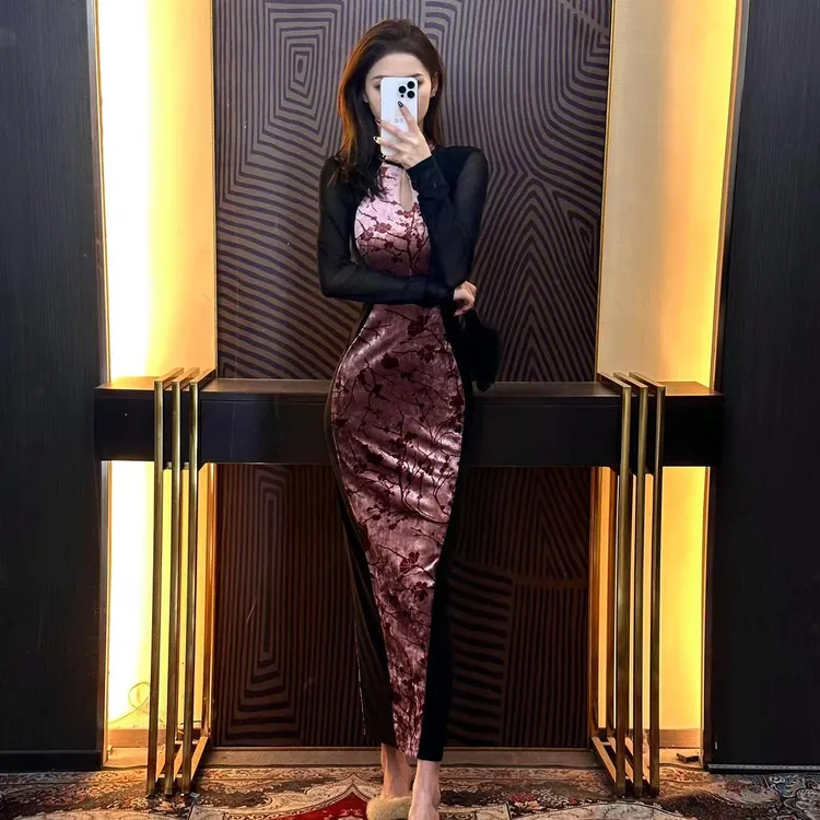 气质女人味轻奢立领长袖佳人如玉显瘦性感包身时尚百搭开衩连衣裙