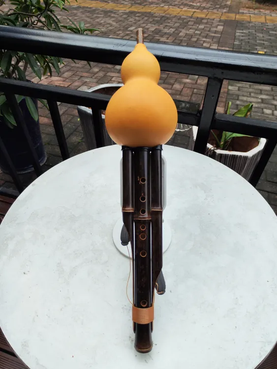 颜俊亲制传统七孔傣韵紫竹葫芦丝
