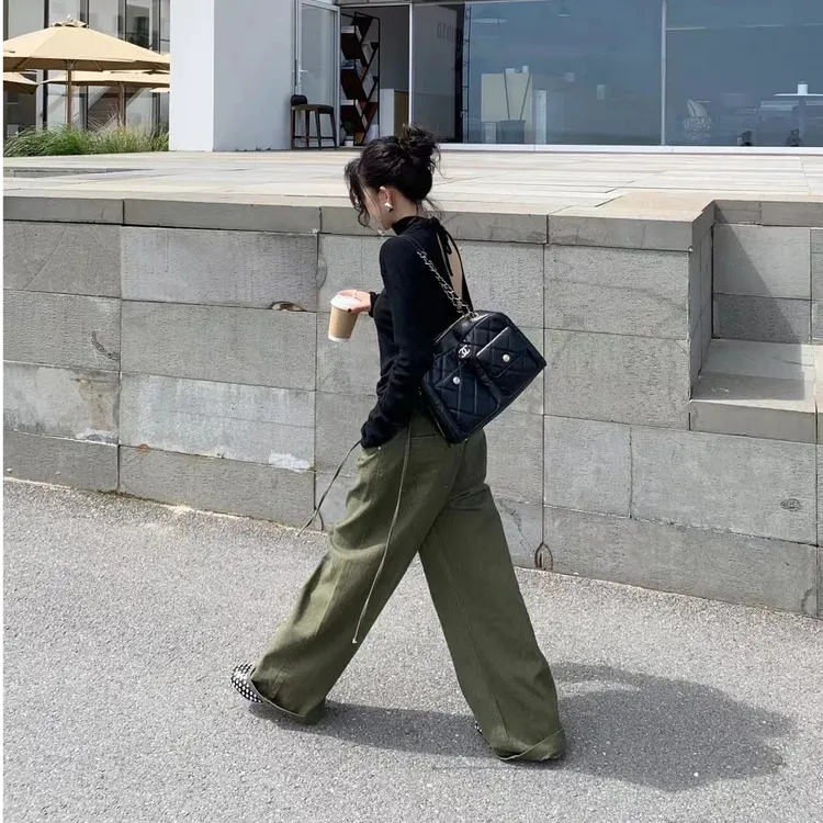 2025秋季新款纯欲风辣妹性感露背绑带长袖T恤女设计感小众上衣潮