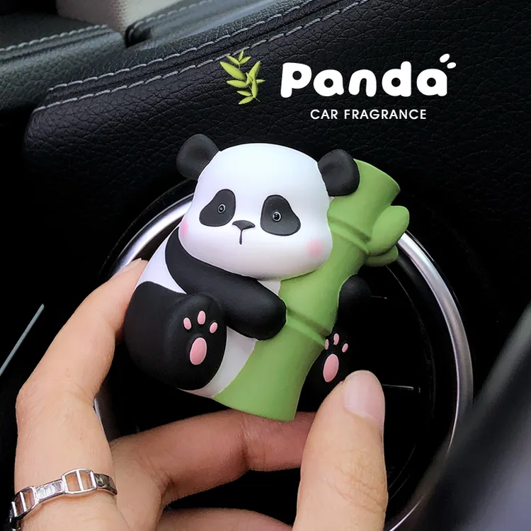 竹报平安熊猫车载香薰汽车出风口装饰中控台装饰香水扩香石女礼物