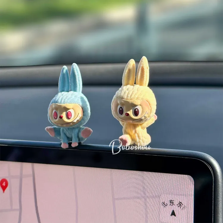 拉布布labubu客厅桌面创意显示器小摆件装饰品家居好物轻奢高档