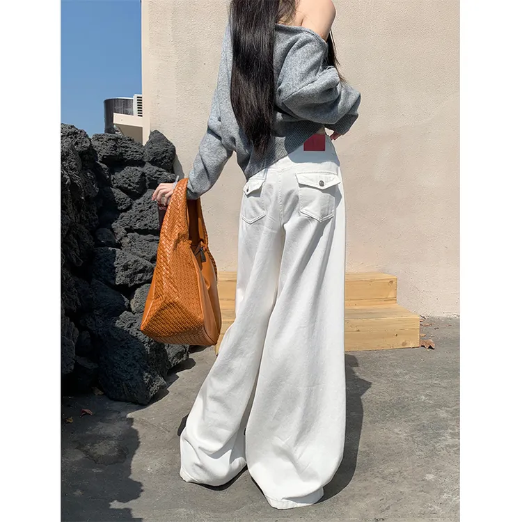 2025年春季美式复古后口袋翻盖米白色牛仔裤女宽松直筒阔腿裤子