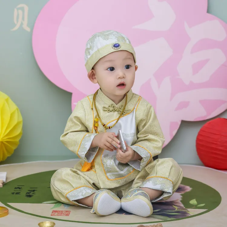 春秋男女宝宝周岁礼服冬季抓周唐装婴儿童百天百岁喜庆中式拜年服