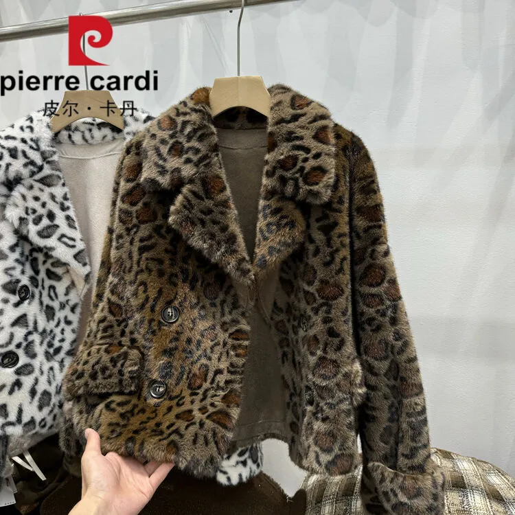 皮尔卡丹2024秋冬新款女士高级感厚款轻奢外套女保暖防风短外套