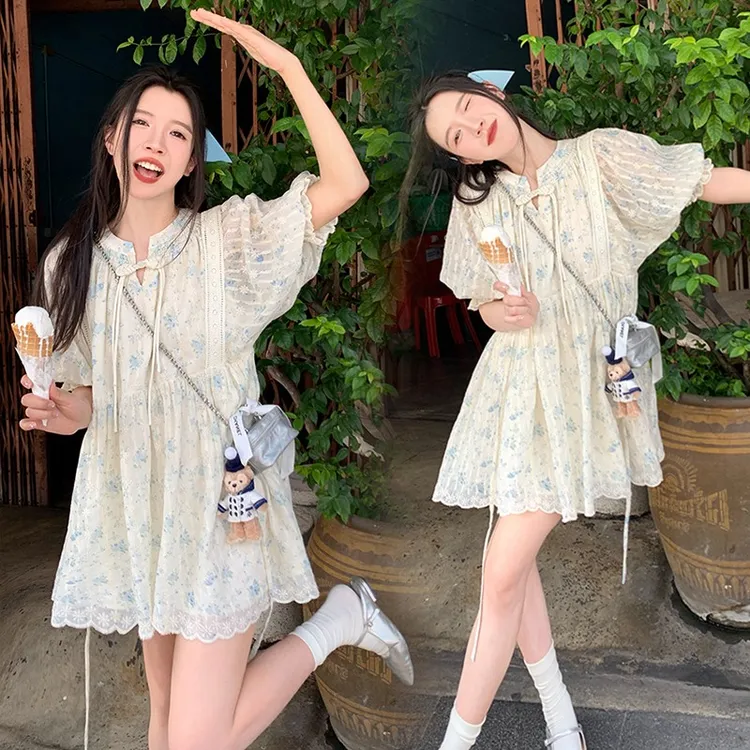 复古盘扣泡泡袖碎花连衣裙女夏季新款微胖mm显瘦设计感收腰a字裙