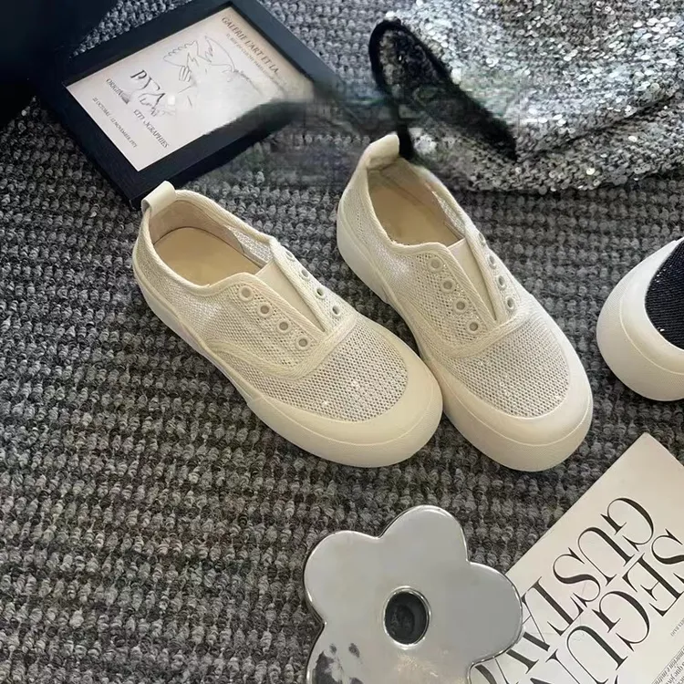 一脚蹬渔夫鞋女2025夏季新款亮片网纱透气软底薄款轻便休闲女鞋