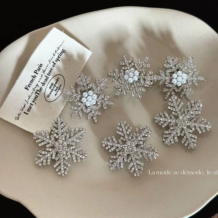 冬日少女雪花发夹圣诞节闪钻可爱边夹百搭头饰