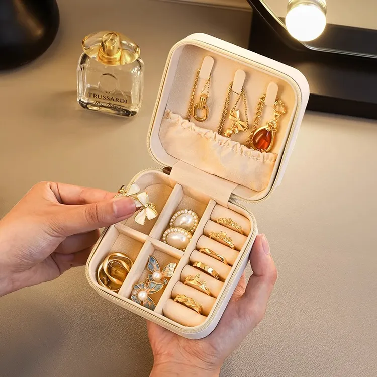 便携式首饰盒旅行配饰韩版抗氧化小巧戒指耳钉饰品盒首饰收纳盒