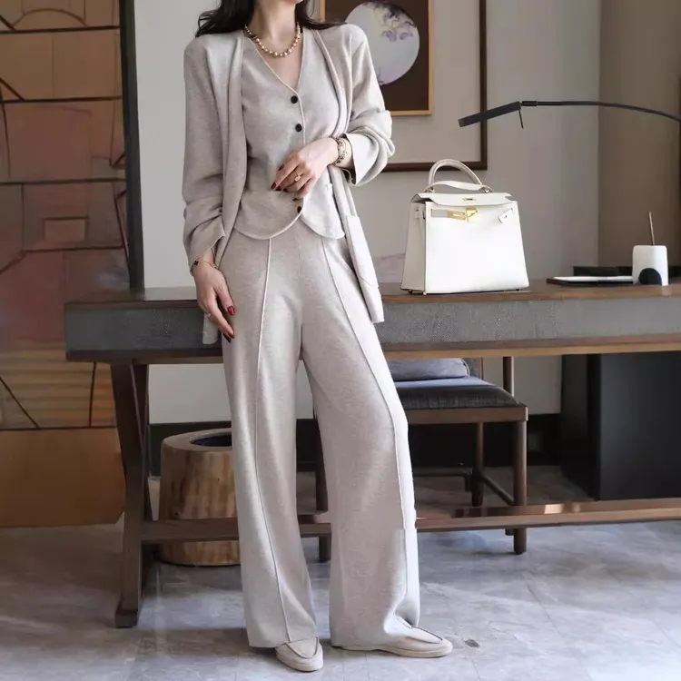 2024秋季新款针织毛衣开衫外套马甲阔腿裤三件套显瘦气质时尚套装