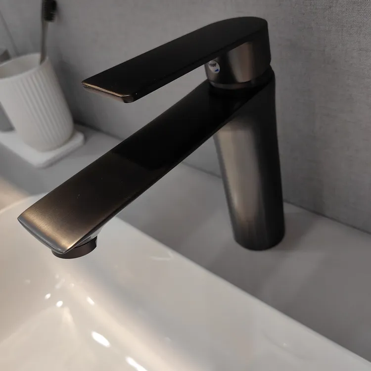 不锈钢面盆水龙头枪灰水龙头洗脸盆冷热水家用卫生间面盆水龙头