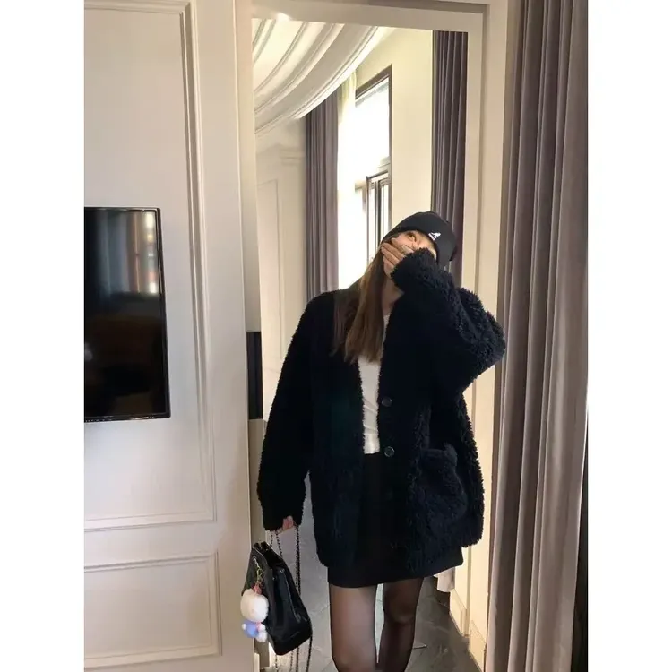 短外套女2024秋冬新款长袖宽松显瘦百搭小众保暖气质时尚休闲上衣