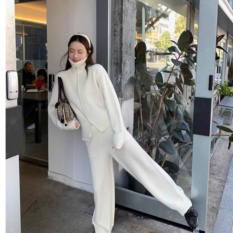 【肤如凝脂】秋冬新款气质时尚简约小众舒适上衣百搭修身裤子