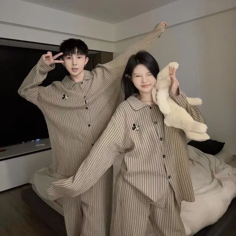 春夏季情侣睡衣新款休闲宽松冬天卡通米奇大码宽松男士韩版睡衣男