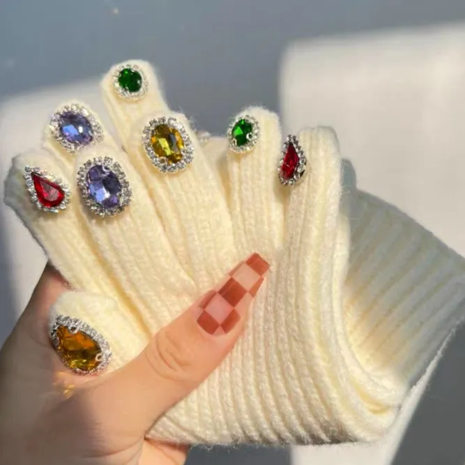 灭霸小众洋气针织手套女开口触屏奢华水钻加厚保暖防冻手套休闲