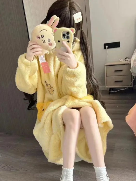 【乌萨奇】舒棉绒连帽睡衣女秋冬加绒加厚甜美学生长款长毛绒家居服