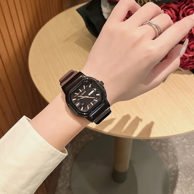 【么茶】新品休闲风简约情侣双日历手表男女同款百搭潮流腕表599