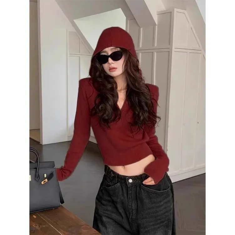 卷发夫人安可拉红色连帽针织打底衫女初秋修身短款毛衣卫衣设计感