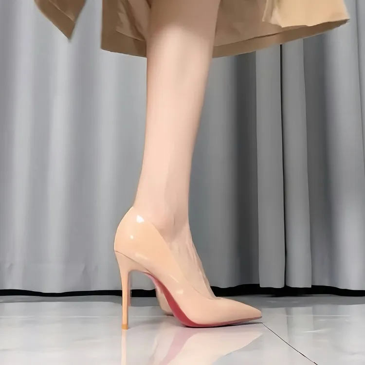 【LVTE心选】裸色漆皮尖头高跟鞋女细跟性感百搭红底女鞋浅口单鞋
