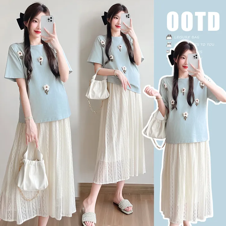 新款孕妇夏装清新立体花花短袖T恤时尚洋气蕾丝无托腹裙中国风