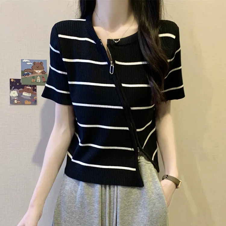 大码遮肚子不规则拉链条纹短袖t恤女夏季胖妹妹显瘦百搭短款上衣