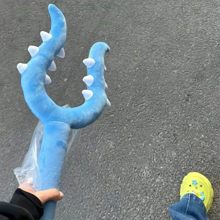 毛绒讨伐棒逗猫棒玩具chiikawa吉伊卡哇小八吉伊乌萨奇抓猫毛绒叉