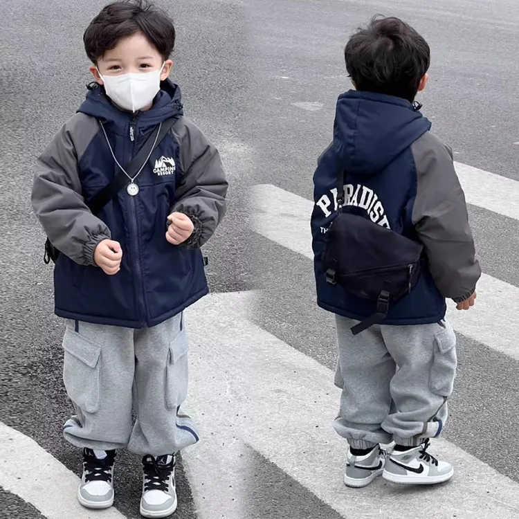 童装冲锋衣冬季加绒款2023新款中大童加厚保暖棉服韩版连帽外套潮