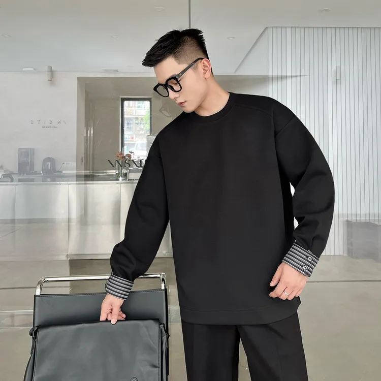 二十二号穿搭【黑色出差日】设计款假两件拼接圆领长袖t恤男打底衫