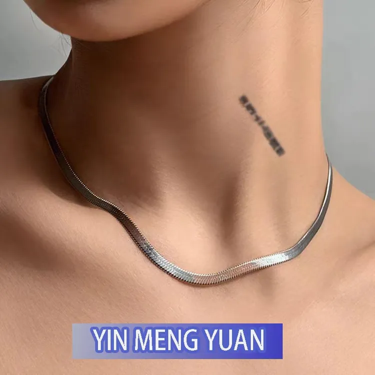 钛钢吊坠 高档蛇骨链 项链男不个性嘻哈小众小众项链学生党锁骨链