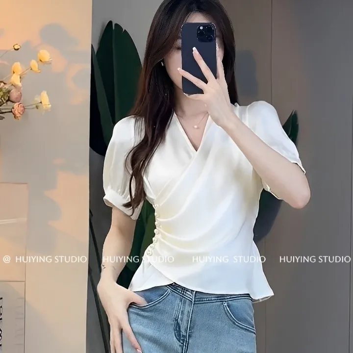 夏季法式小众上衣别致交叉泡泡袖夏装时尚百搭收腰显瘦遮肚子衬衫