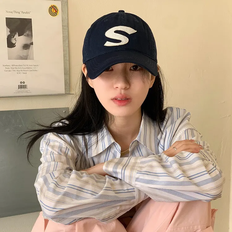 网红款S字母鸭舌帽女ins显脸小百搭棒球帽春夏季防晒遮阳帽子男潮