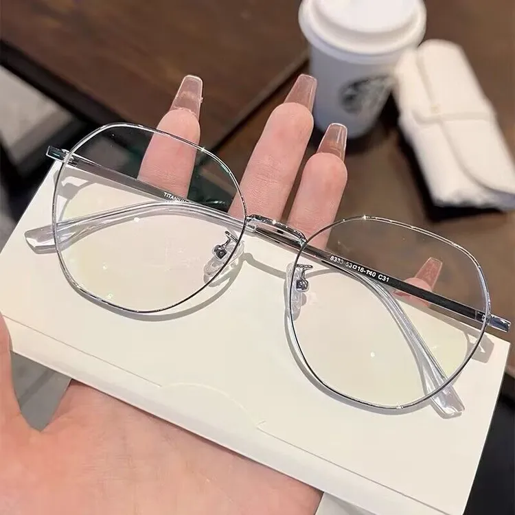 超轻纯钛近视眼镜女可配有度数防蓝光素颜大框显瘦眼睛框镜架男潮