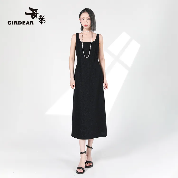 GIRDEAR/哥弟2025夏季新款方领收腰无袖吊带气质连衣裙女1500474