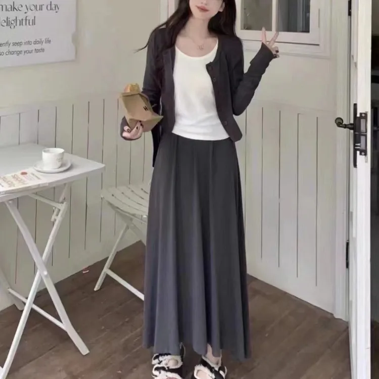 春秋新款时尚百搭三件套上衣+吊带+半身裙减龄显瘦宽松大码套装