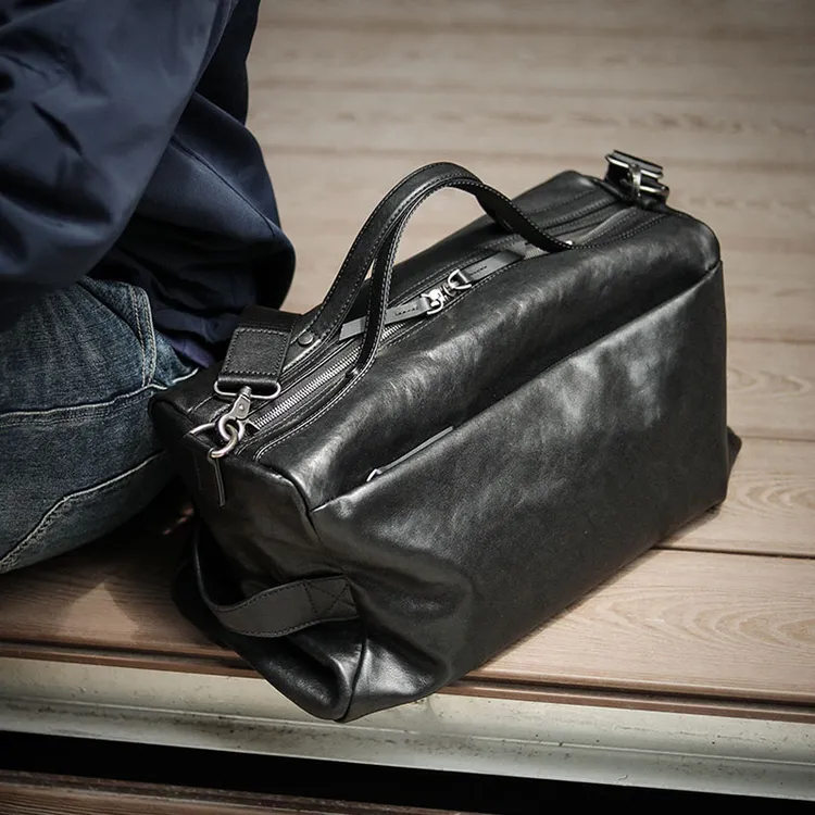 2024秋款男士手提行李包运动健身出差旅行包单肩斜挎包真皮男包