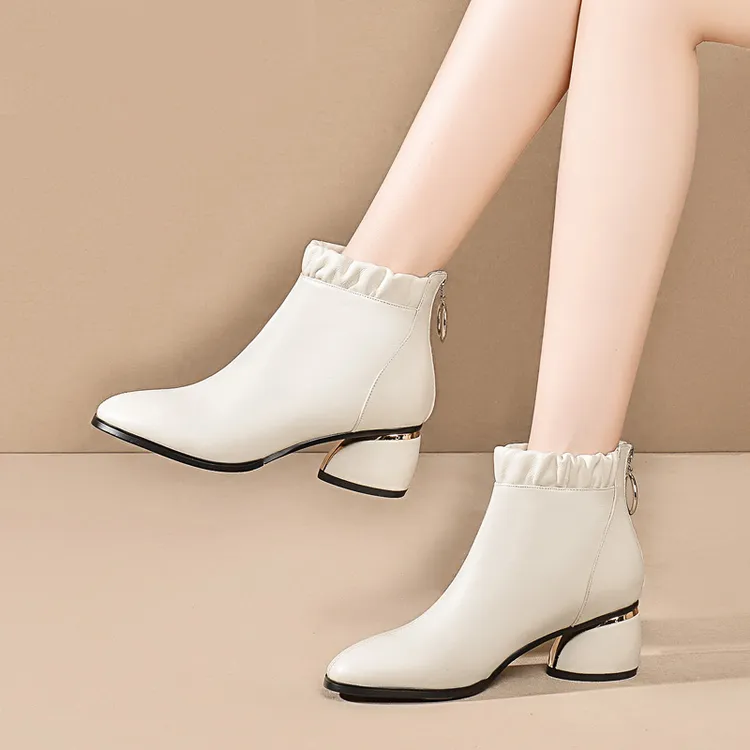 女款短靴粗跟鞋子2025新款单靴白色真皮尖头靴百搭真皮中筒靴女靴