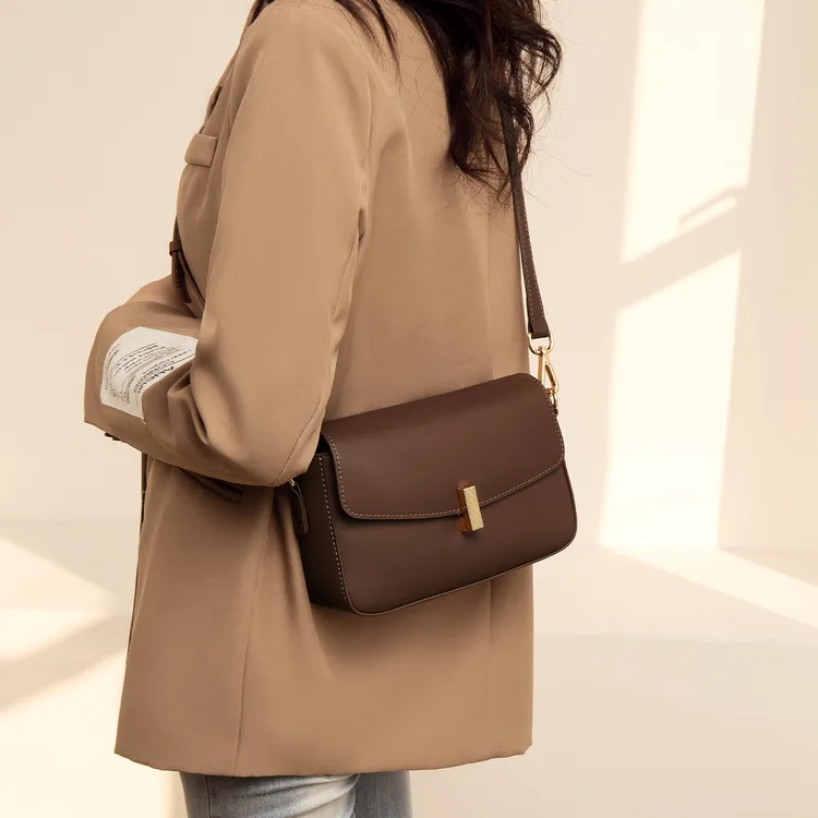 金狐狸二层牛皮包包女轻奢软皮爆款腋下包小方包单肩女式斜挎