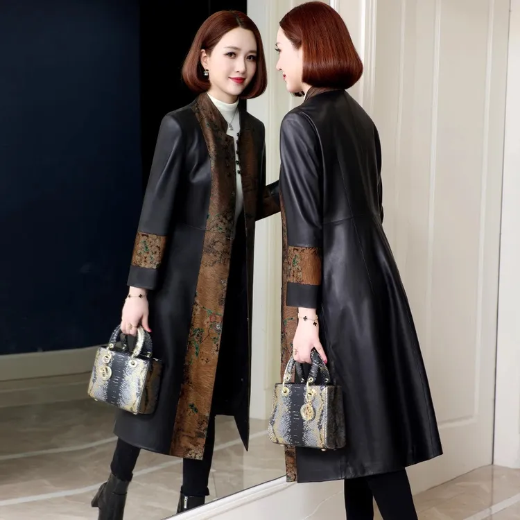 海宁皮衣女真皮风衣2024秋冬新款复古中老年妈妈中长款绵羊皮外套